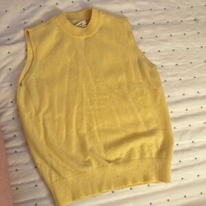 Madewell (re)sponsible cashmere crewneck sweater vest